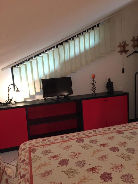 B&B Claro De Luna Tovo San Giacomo Luaran gambar